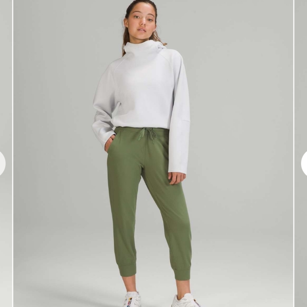 Lululemon Athletica Olive Cropped Joggers